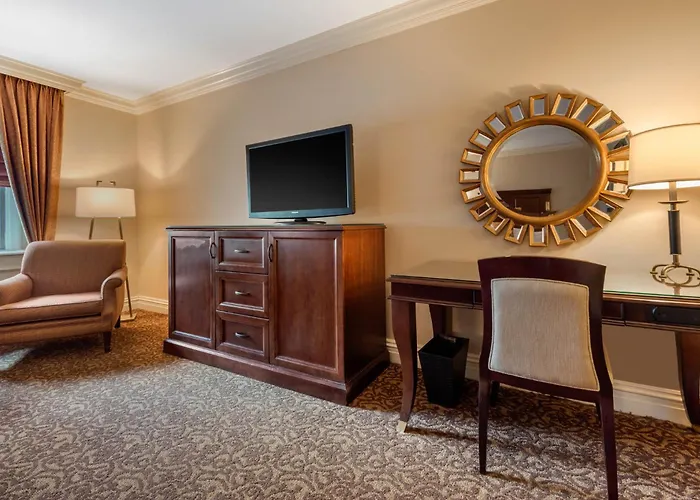 Hotel Omni William Penn 4*