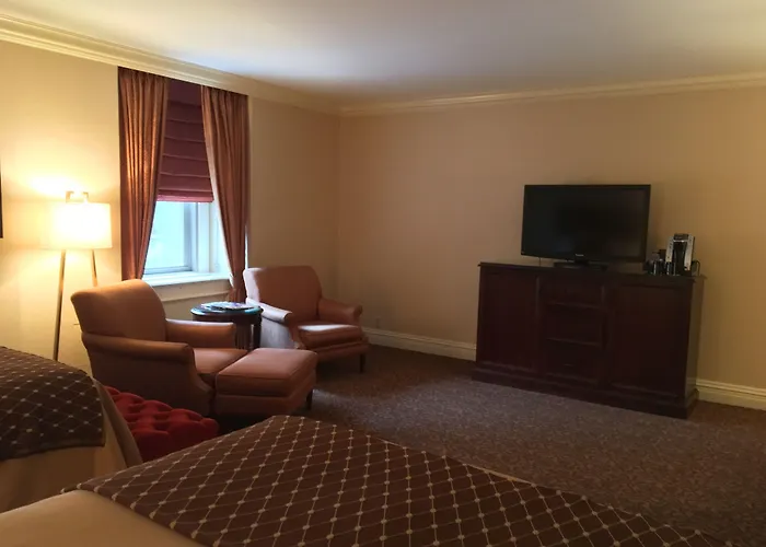 Hotel Omni William Penn 4*