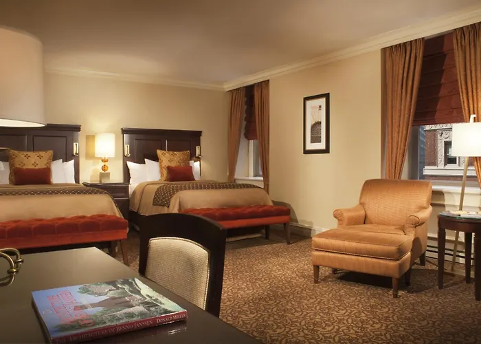 Omni William Penn Hotel 4*