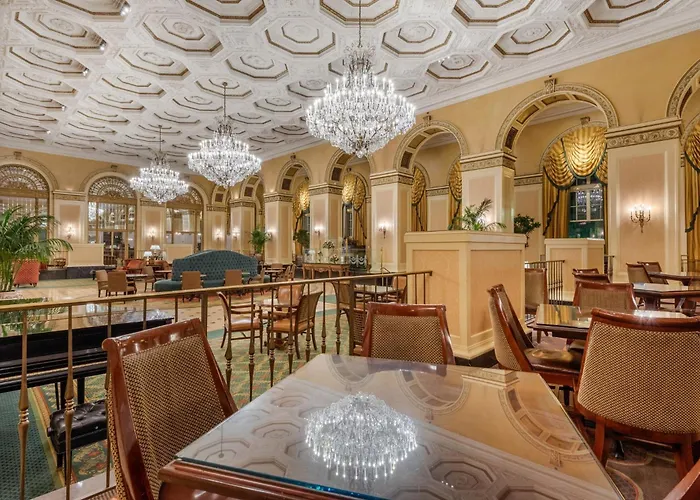 Omni William Penn Hotel 4*